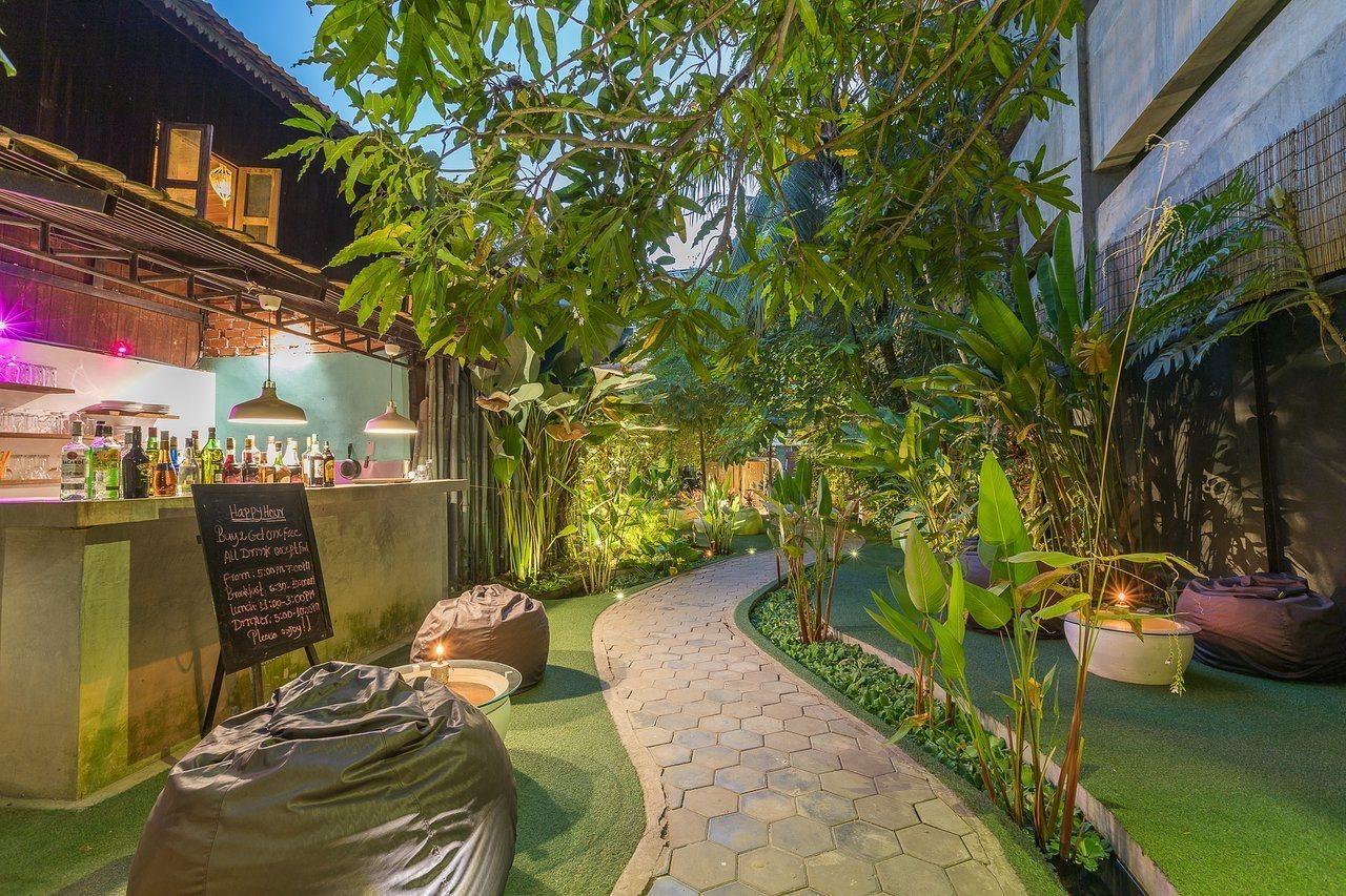 Ashia Hotel & Lounge Siem Reap Exteriör bild