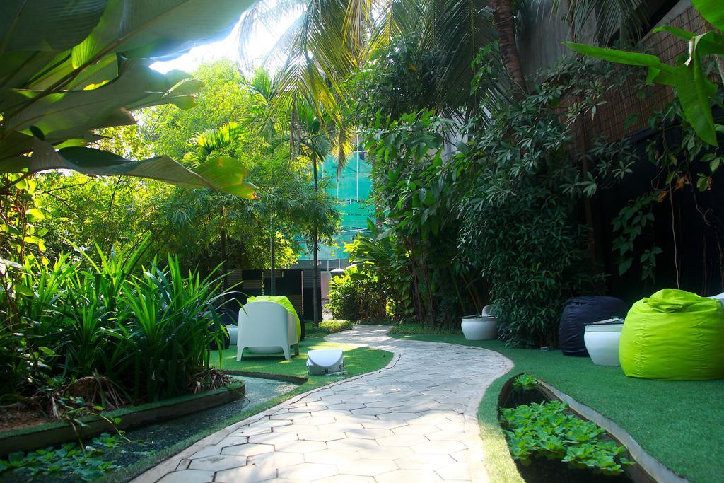 Ashia Hotel & Lounge Siem Reap Exteriör bild
