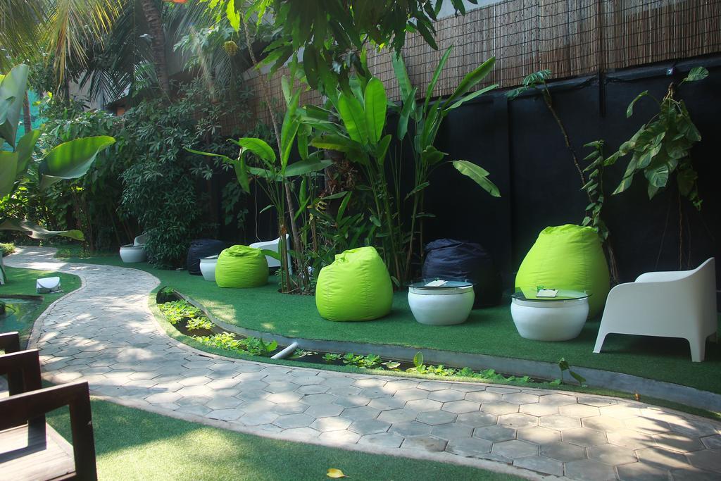 Ashia Hotel & Lounge Siem Reap Exteriör bild