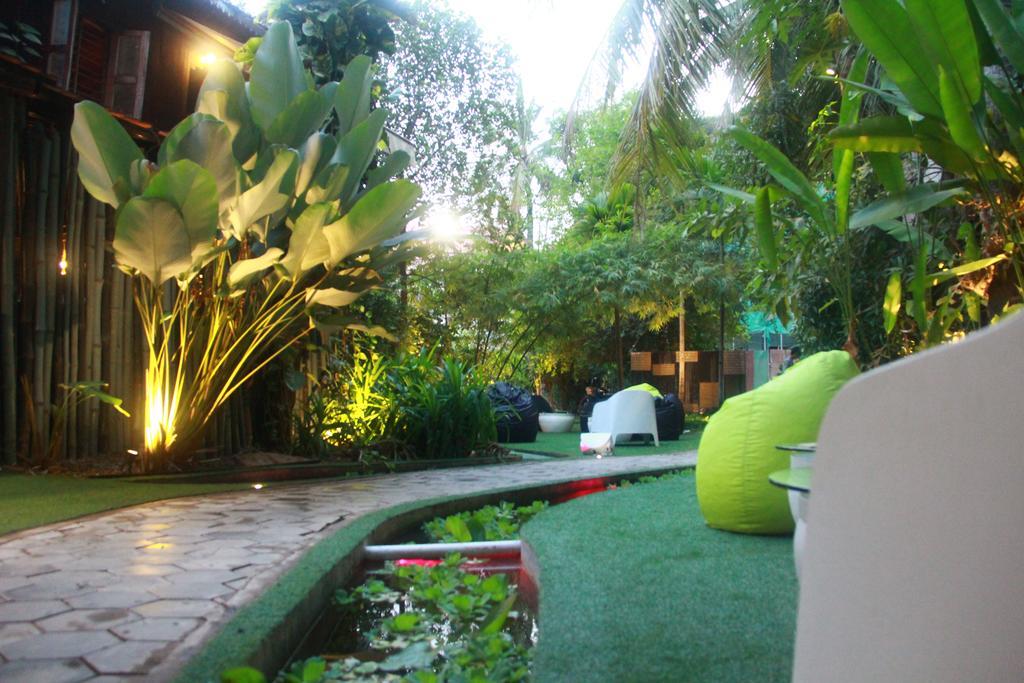 Ashia Hotel & Lounge Siem Reap Exteriör bild