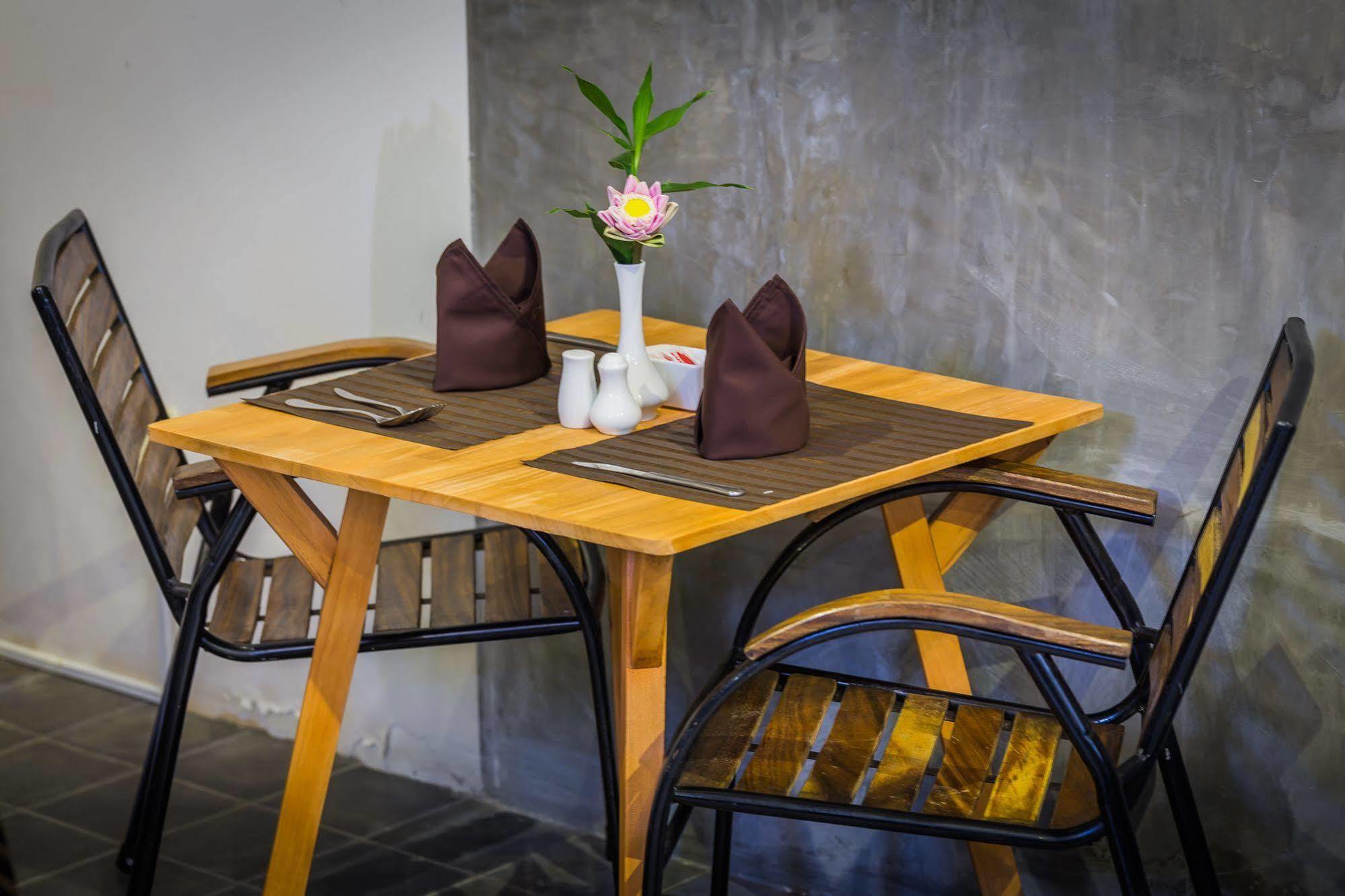 Ashia Hotel & Lounge Siem Reap Exteriör bild